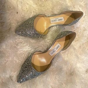 Gorgeous Jimmy choo pump. Worn 1 time -Perfect condition in box. Size 37.5
